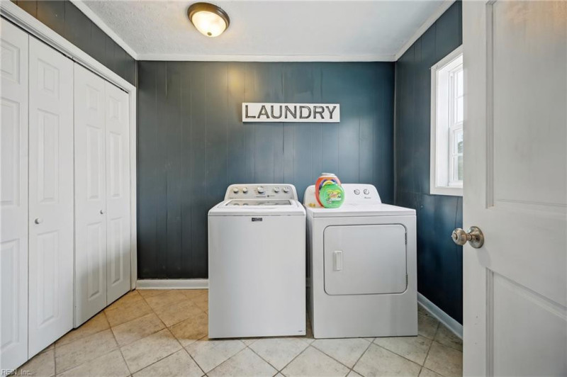 Photo 22 of 33 residential for sale in Virginia Beach virginia