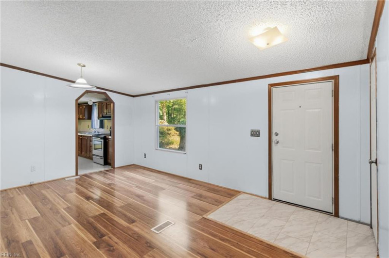 Photo 28 of 36 residential for sale in Gloucester County virginia