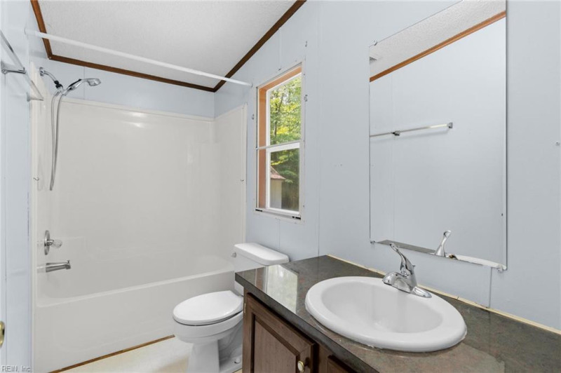 Photo 32 of 36 residential for sale in Gloucester County virginia