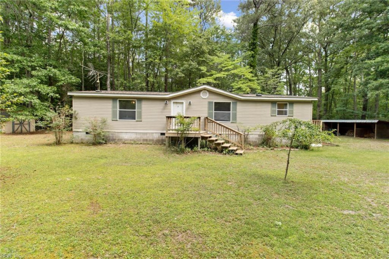 Photo 33 of 36 residential for sale in Gloucester County virginia