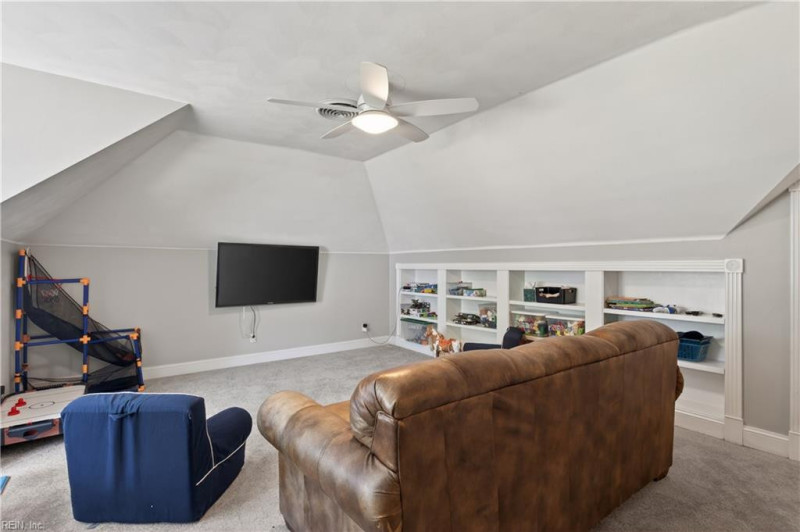 Photo 29 of 47 residential for sale in Chesapeake virginia