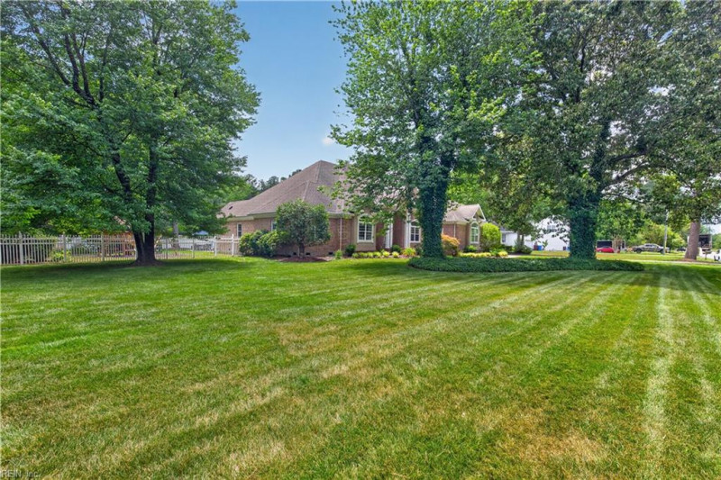 Photo 33 of 47 residential for sale in Chesapeake virginia