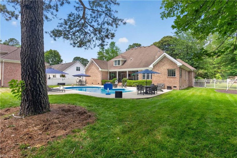 Photo 36 of 47 residential for sale in Chesapeake virginia