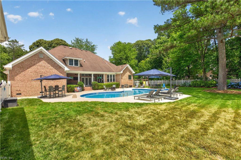 Photo 37 of 47 residential for sale in Chesapeake virginia