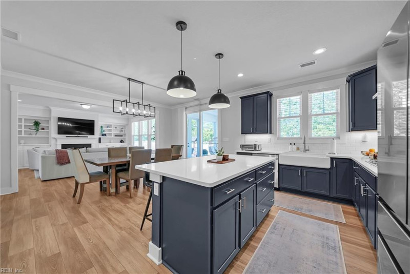 Photo 10 of 50 residential for sale in Chesapeake virginia