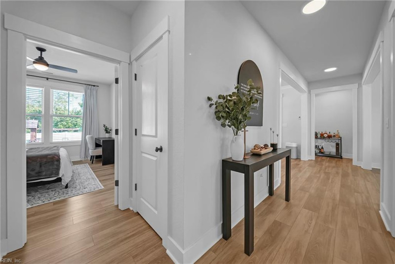 Photo 15 of 50 residential for sale in Chesapeake virginia