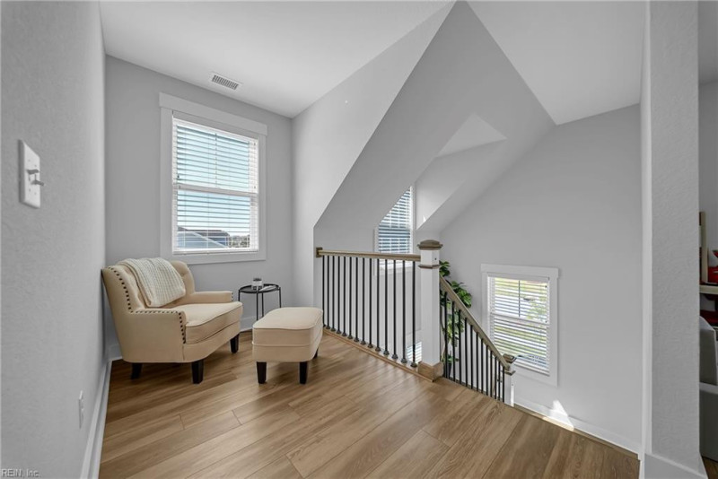 Photo 21 of 50 residential for sale in Chesapeake virginia