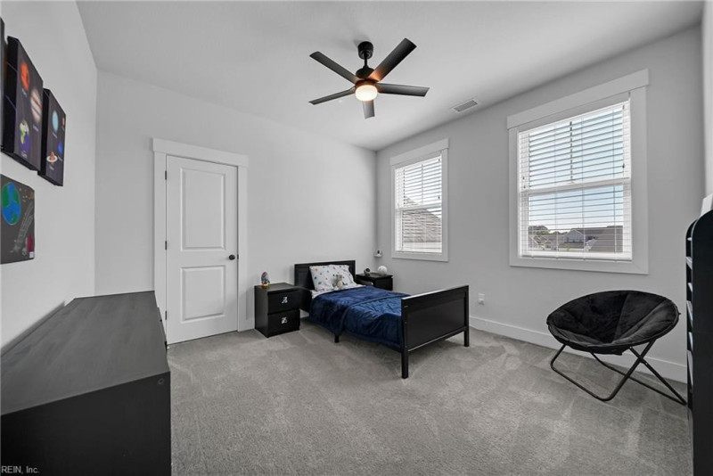 Photo 24 of 50 residential for sale in Chesapeake virginia