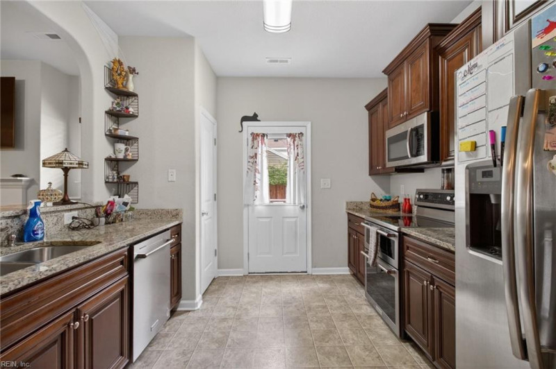 Photo 14 of 37 residential for sale in Chesapeake virginia Photo 14 of 37 residential for sale in Chesapeake virginia