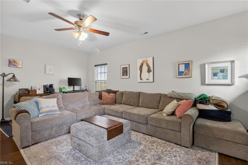 Photo 7 of 37 residential for sale in Chesapeake virginia Photo 7 of 37 residential for sale in Chesapeake virginia