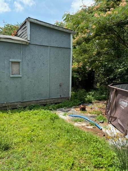 Photo 6 of 8 residential for sale in Portsmouth virginia