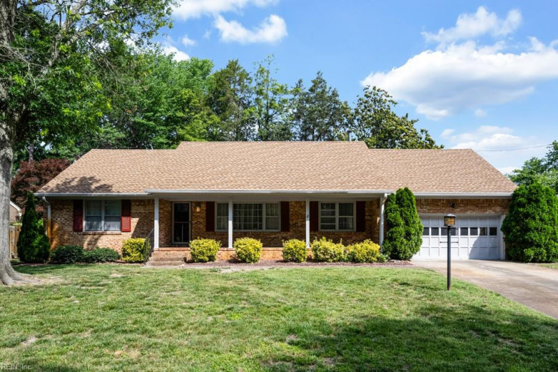 Photo 1 of 39 residential for sale in Chesapeake virginia