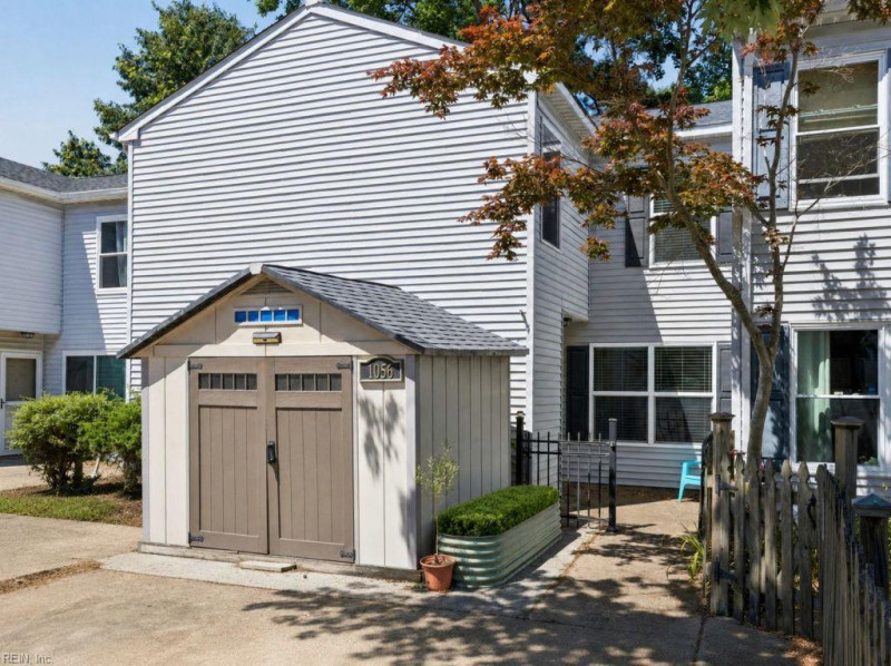 Photo 1 of 39 residential for sale in Virginia Beach virginia