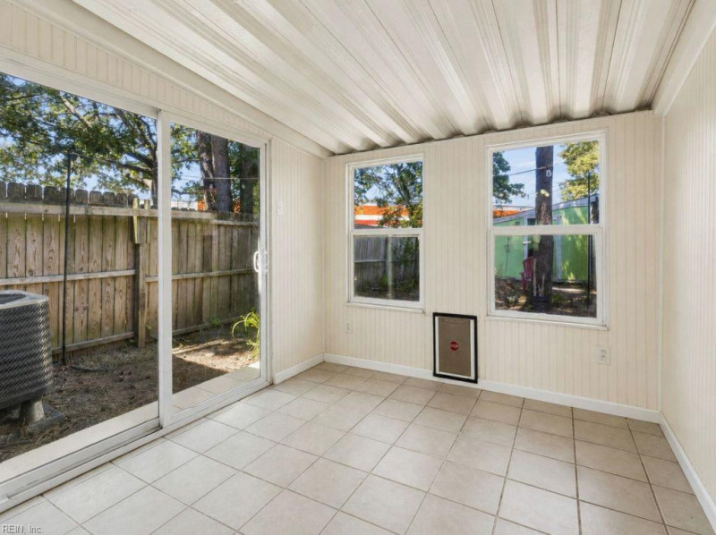 Photo 20 of 39 residential for sale in Virginia Beach virginia