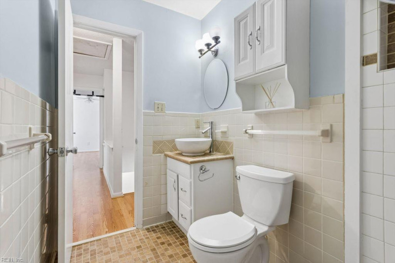 Photo 23 of 39 residential for sale in Virginia Beach virginia
