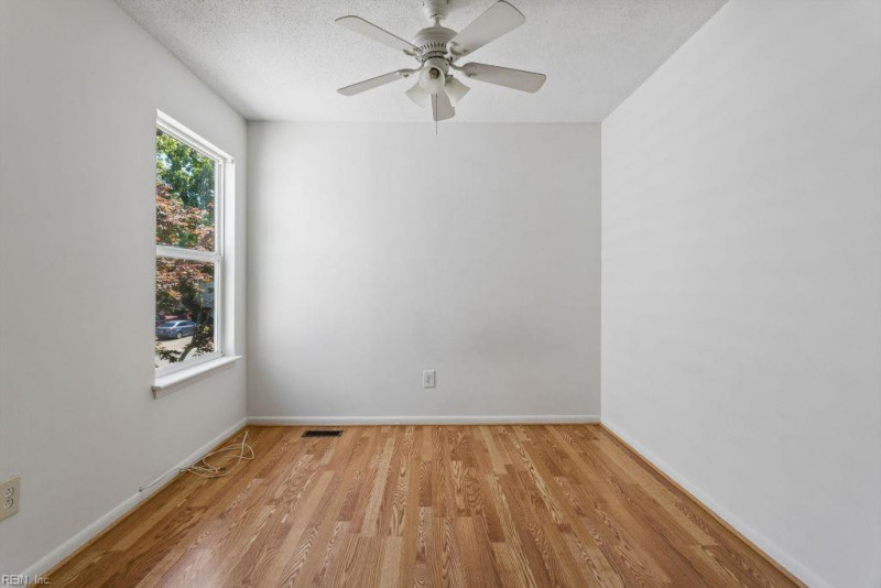 Photo 28 of 39 residential for sale in Virginia Beach virginia