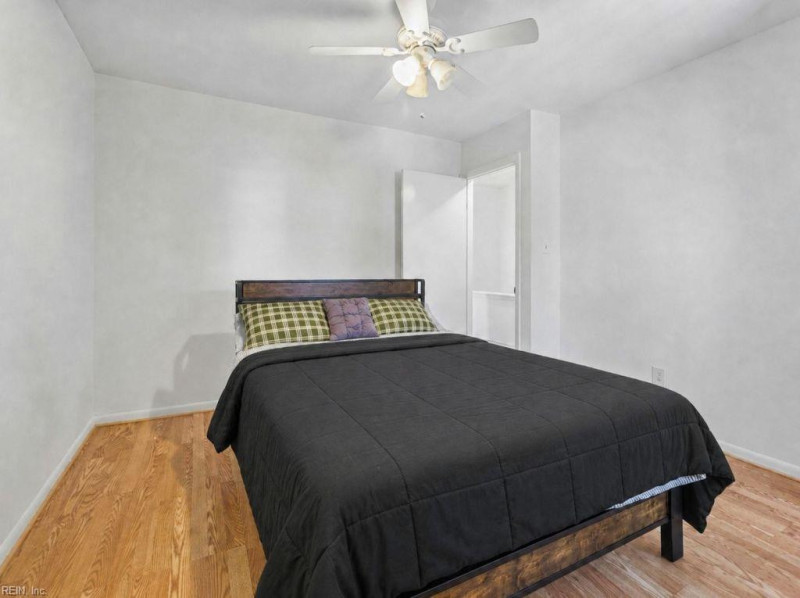 Photo 31 of 39 residential for sale in Virginia Beach virginia