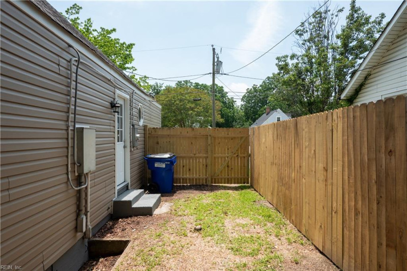 Photo 12 of 43 residential for sale in Norfolk virginia Photo 12 of 43 residential for sale in Norfolk virginia