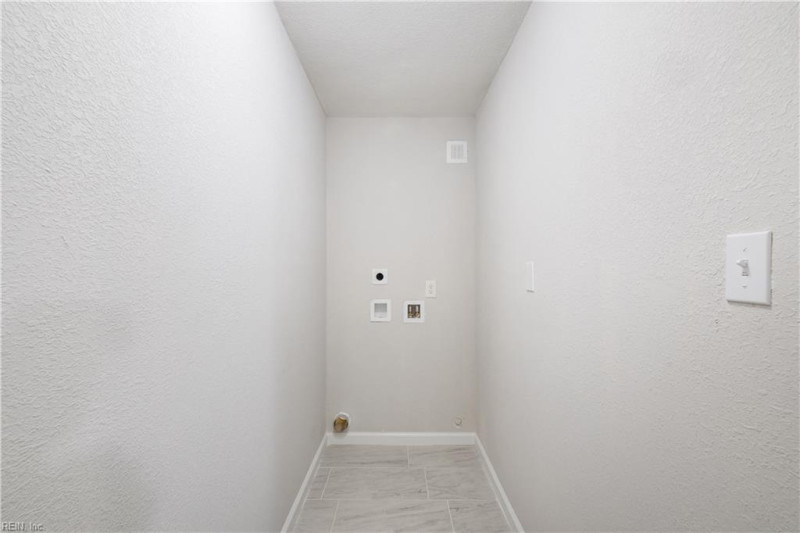 Photo 33 of 43 residential for sale in Norfolk virginia Photo 33 of 43 residential for sale in Norfolk virginia