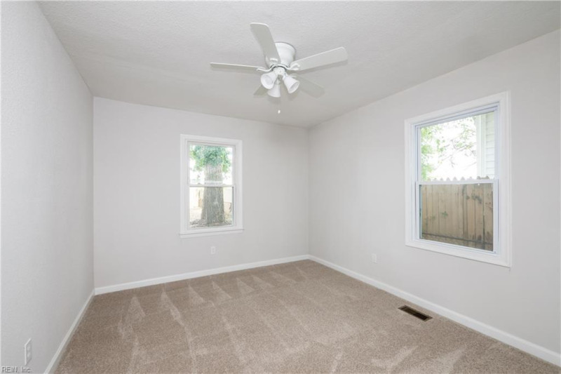 Photo 34 of 43 residential for sale in Norfolk virginia Photo 34 of 43 residential for sale in Norfolk virginia