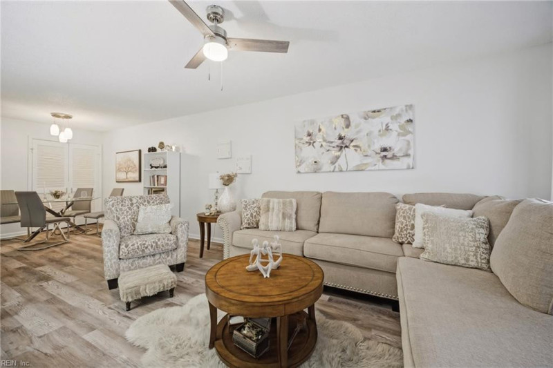 Photo 12 of 35 residential for sale in Norfolk virginia