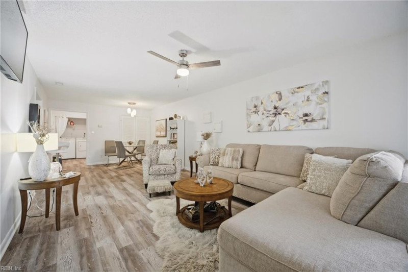 Photo 16 of 35 residential for sale in Norfolk virginia