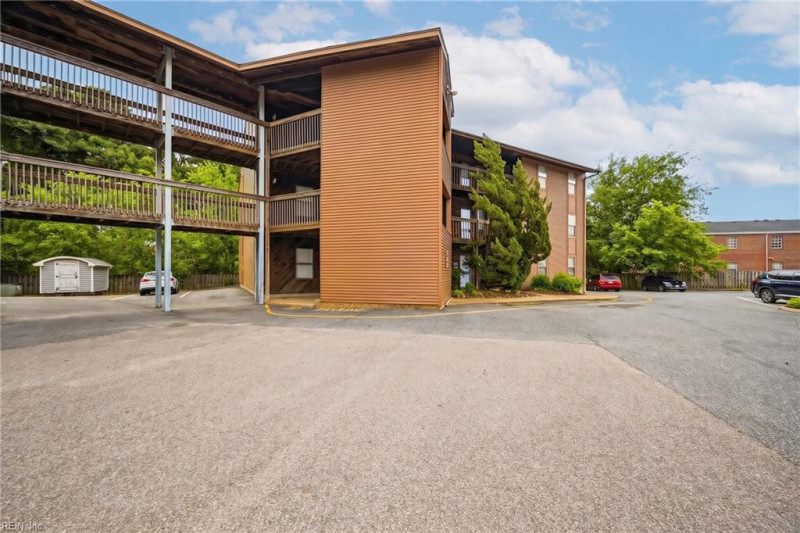 Photo 2 of 35 residential for sale in Norfolk virginia