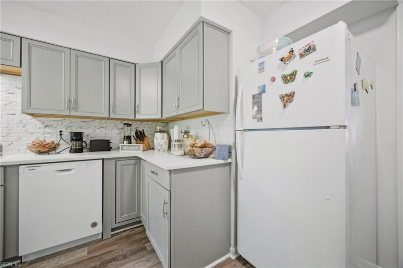 Photo 22 of 35 residential for sale in Norfolk virginia