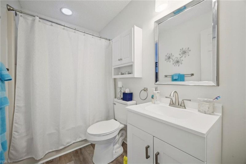 Photo 31 of 35 residential for sale in Norfolk virginia