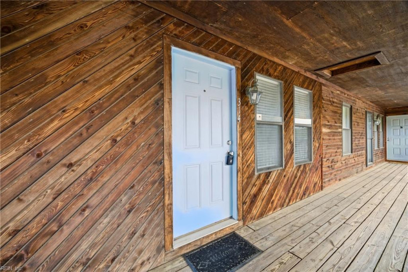 Photo 9 of 35 residential for sale in Norfolk virginia