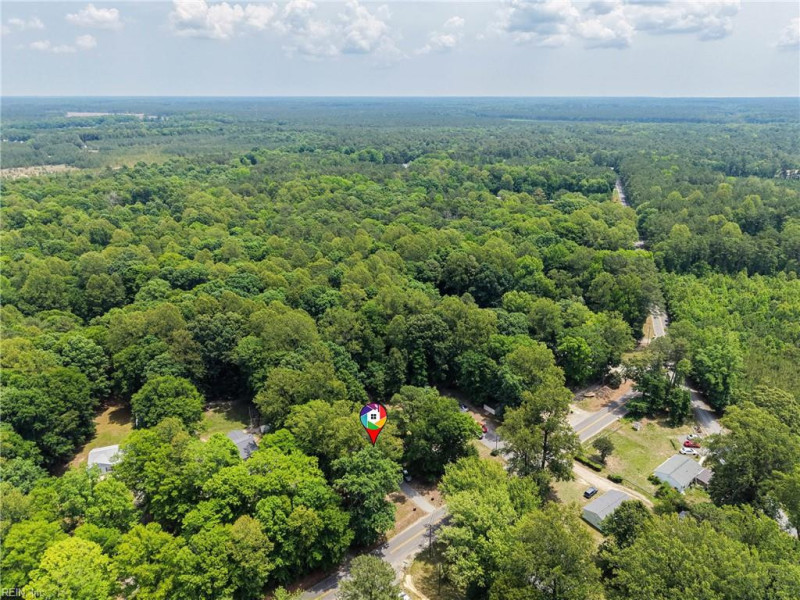 Photo 30 of 32 residential for sale in Gloucester County virginia