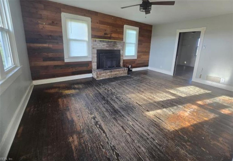 Photo 3 of 24 residential for sale in Northampton County virginia