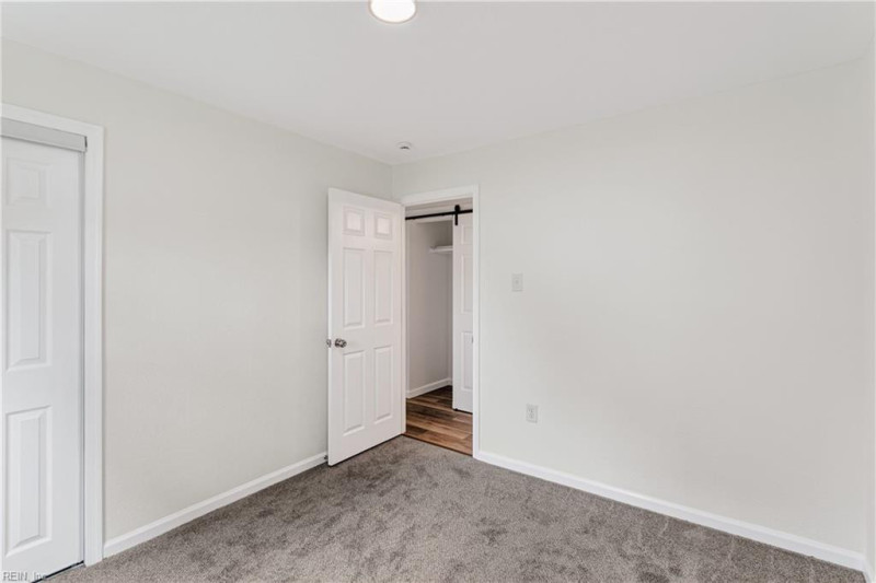 Photo 16 of 22 residential for sale in Portsmouth virginia