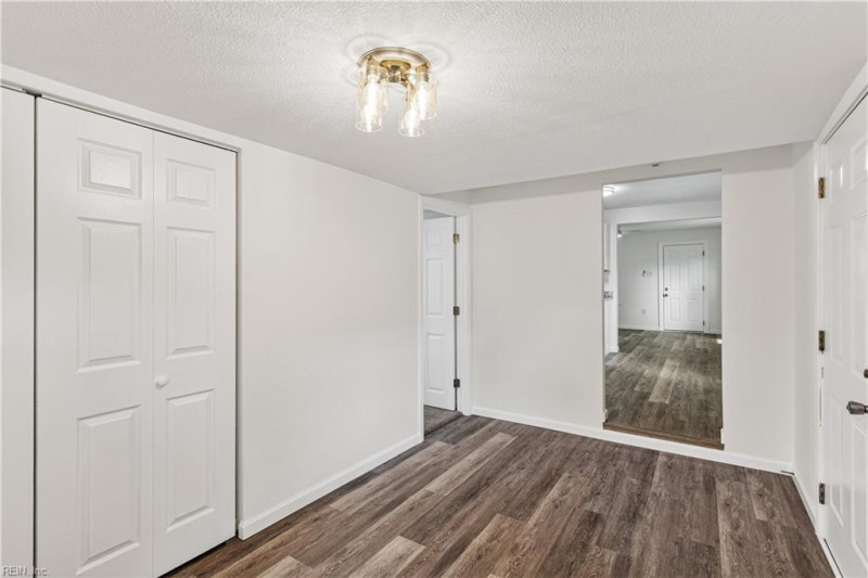 Photo 9 of 22 residential for sale in Portsmouth virginia