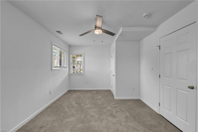 Photo 22 of 41 residential for sale in Portsmouth virginia