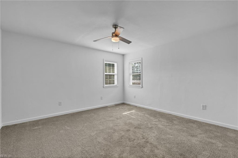Photo 37 of 41 residential for sale in Portsmouth virginia