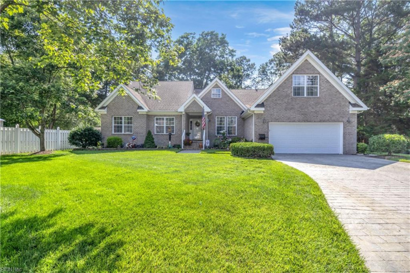 Photo 2 of 33 residential for sale in Chesapeake virginia