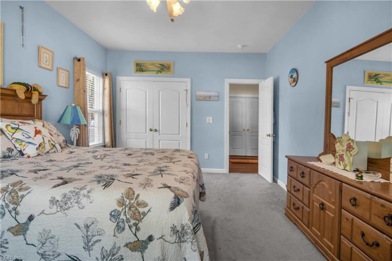 Photo 23 of 33 residential for sale in Chesapeake virginia