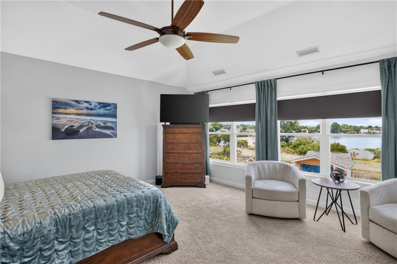 Photo 6 of 39 residential for sale in Virginia Beach virginia