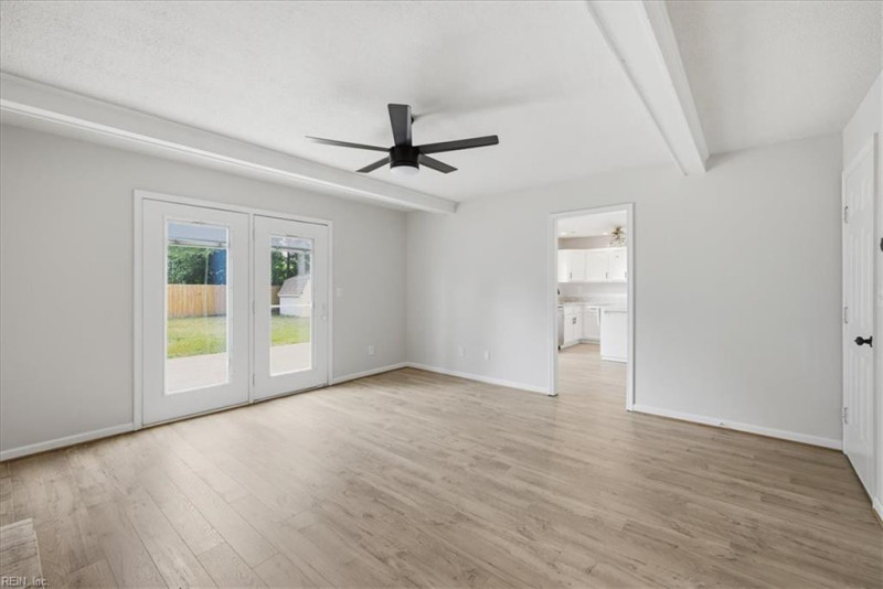 Photo 25 of 50 residential for sale in Virginia Beach virginia