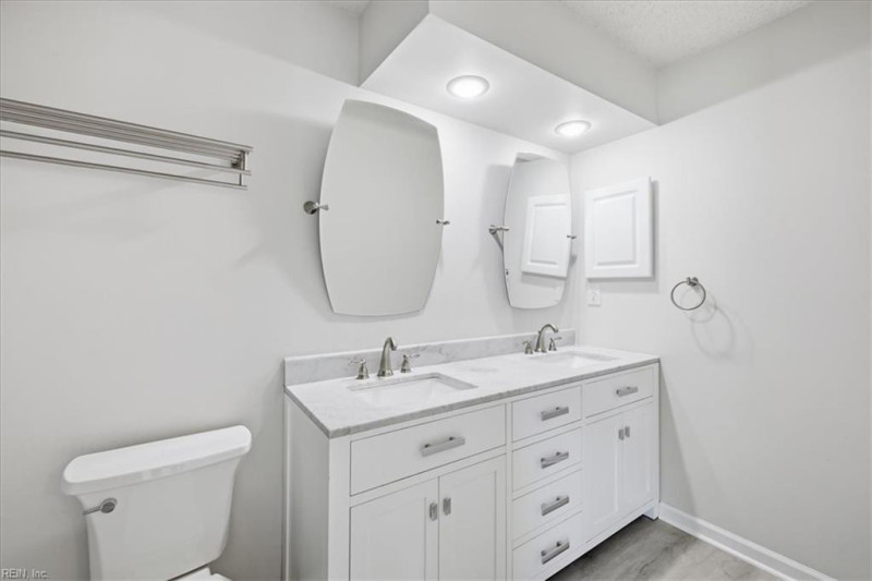 Photo 33 of 50 residential for sale in Virginia Beach virginia