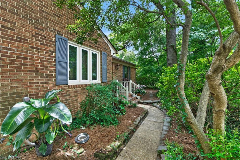 Photo 3 of 41 residential for sale in Norfolk virginia Photo 3 of 41 residential for sale in Norfolk virginia