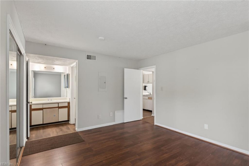 Photo 12 of 22 residential for sale in Hampton virginia