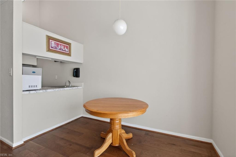 Photo 6 of 22 residential for sale in Hampton virginia