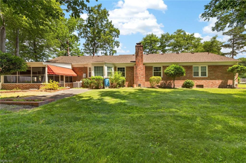 Photo 23 of 27 residential for sale in Chesapeake virginia