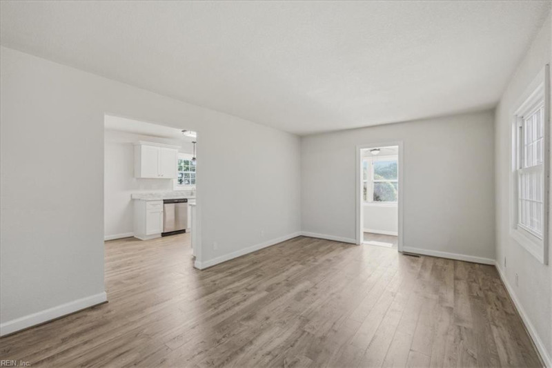 Photo 7 of 44 residential for sale in Norfolk virginia Photo 7 of 44 residential for sale in Norfolk virginia