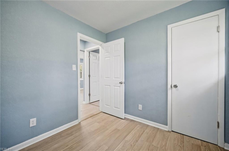 Photo 10 of 23 residential for sale in Virginia Beach virginia