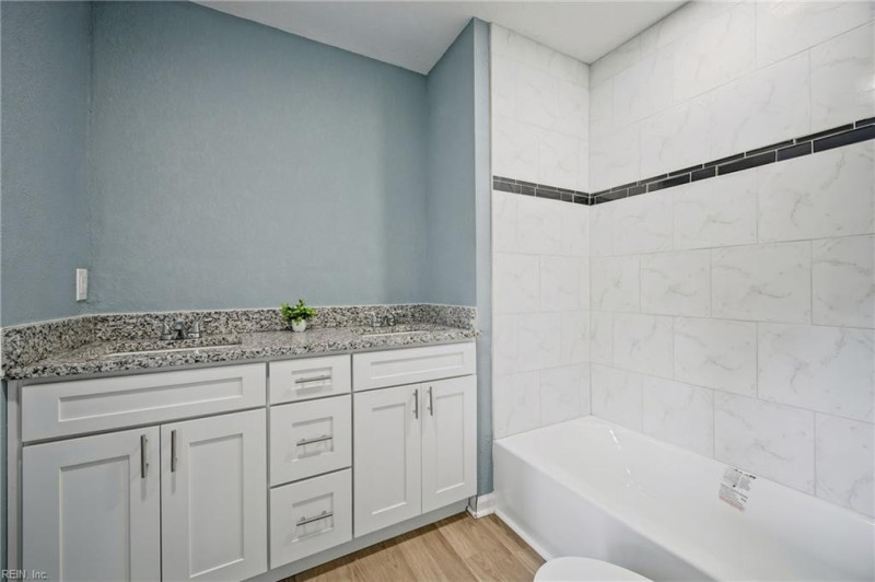 Photo 17 of 23 residential for sale in Virginia Beach virginia