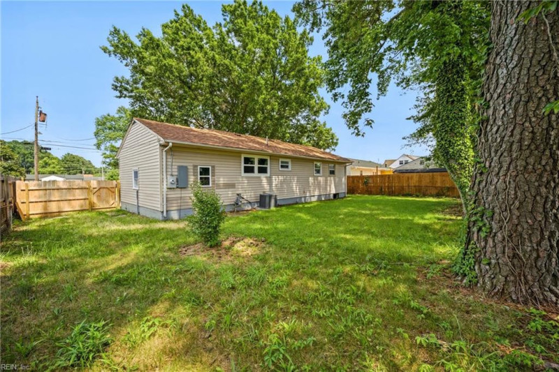 Photo 19 of 23 residential for sale in Virginia Beach virginia