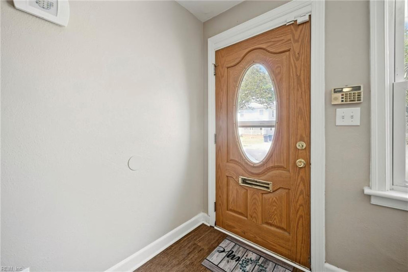 Photo 3 of 46 residential for sale in Norfolk virginia Photo 3 of 46 residential for sale in Norfolk virginia